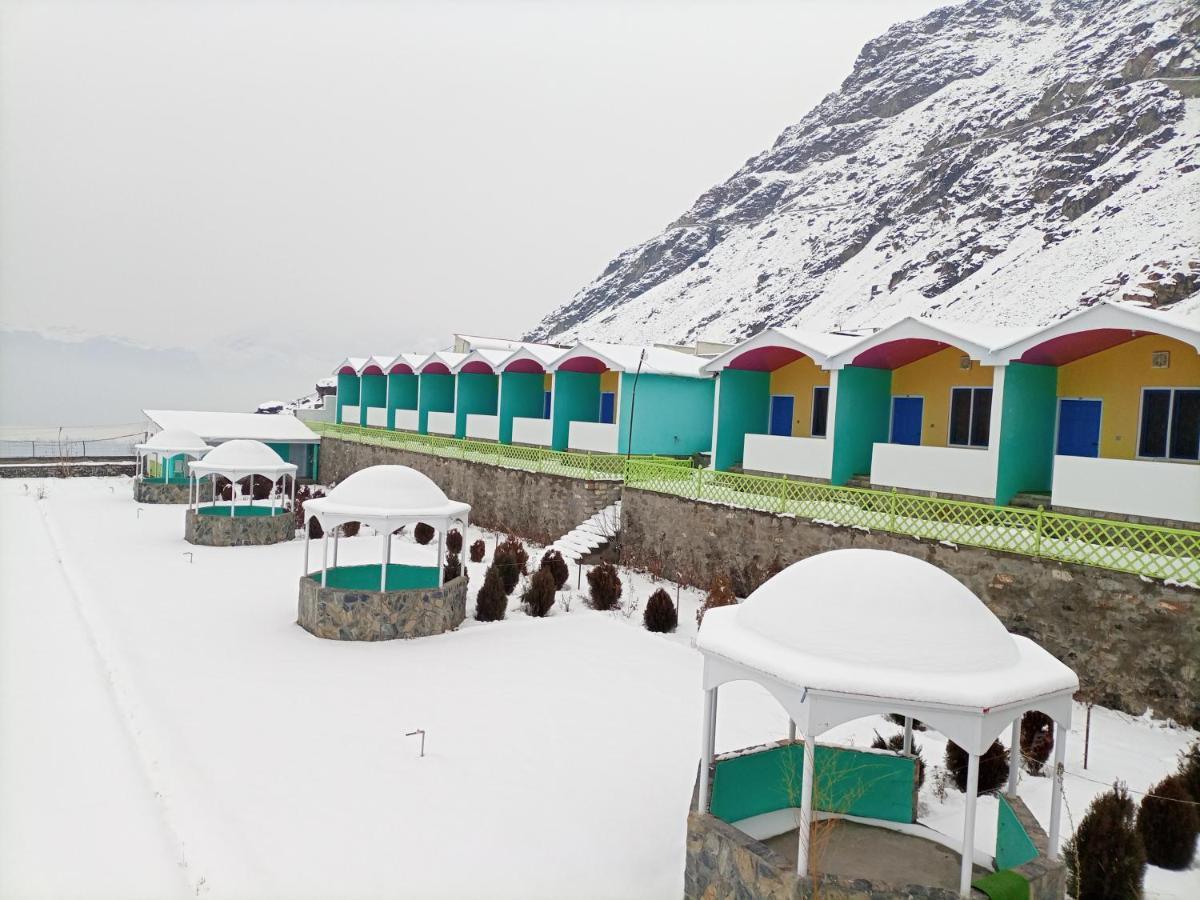 Hotel Mountain Lodge Skardu Exterior foto
